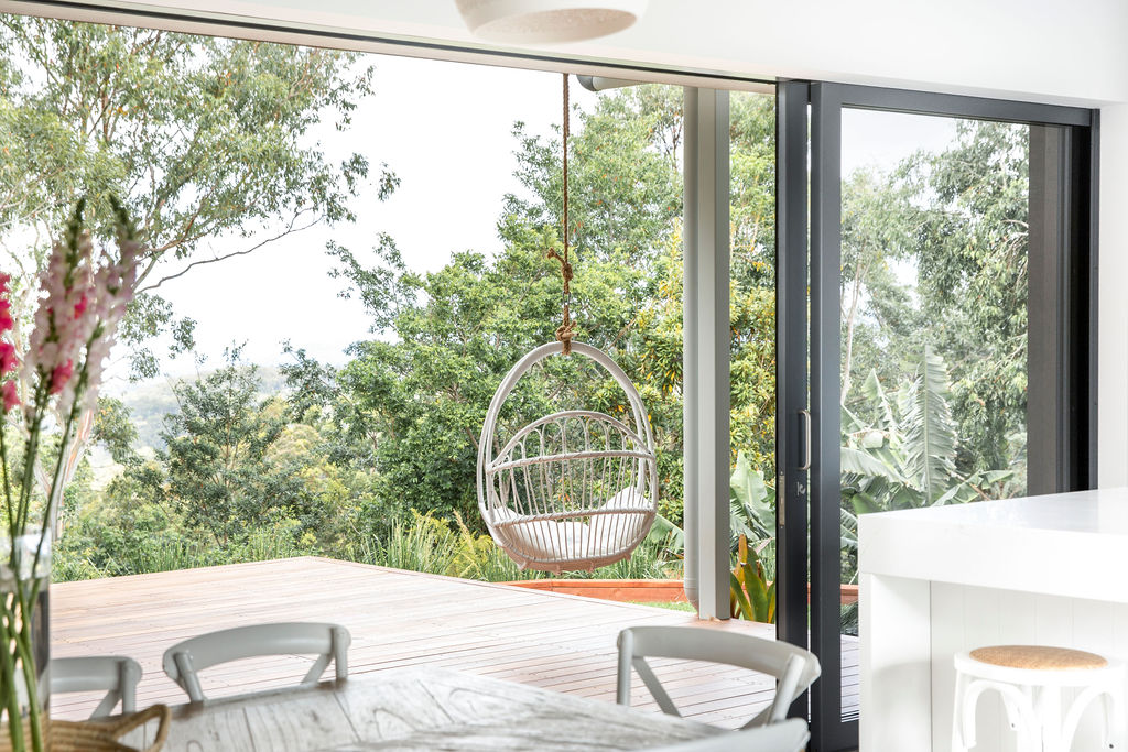 Framing the Buderim hinterland view with wide-span stacking doors
